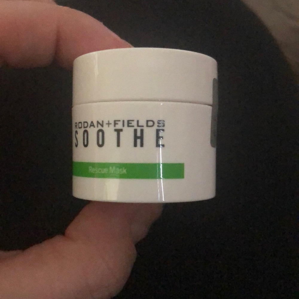 Rodan and fields travel size mask soothe
